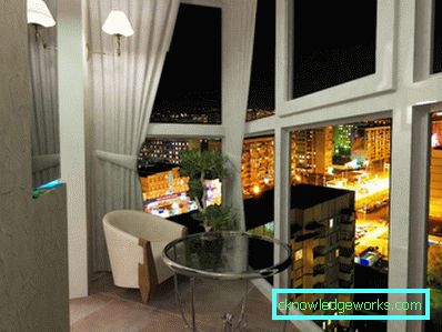 Ușa spre balcon - 77 de fotografii ale opțiunilor de design elegante