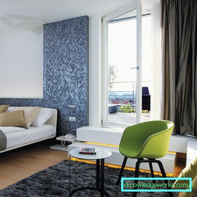 Designul de 232 de pereți din camera de zi este modern