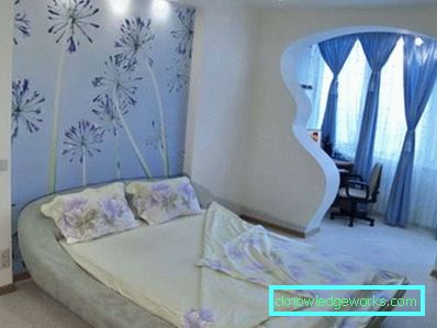 Design de tapet combinat 2 specii pentru dormitor - fotografii și finisaje