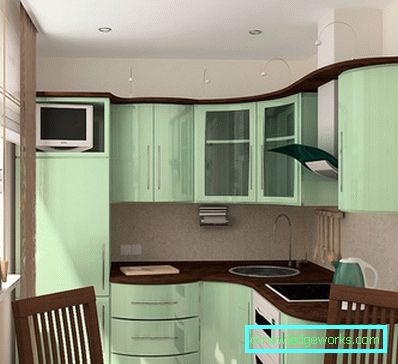 Zonă de design bucătărie de 7 metri pătrați. m. cu frigider Zonă de design bucătărie de 7 metri pătrați. m. cu frigider