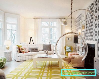 30 camera de zi în galben - 70 de fotografii