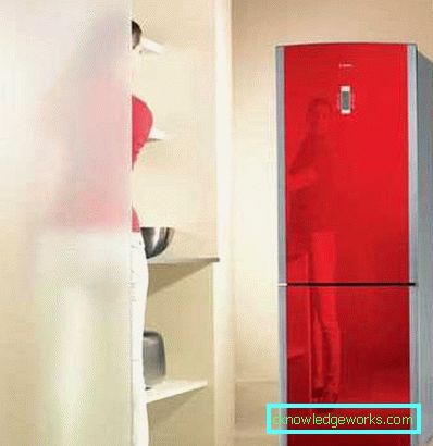 Bosch Frigider cu ușă din sticlă Bosch Frigider cu ușă din sticlă