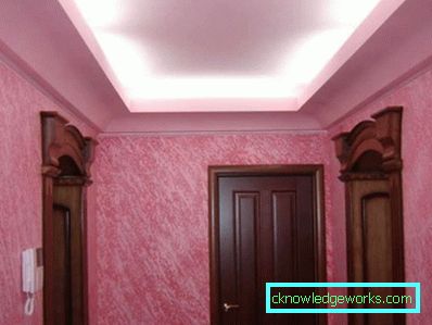 Ce tapet să alegeți pentru hol în fotografie apartament
