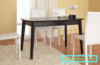 Masă de bucătărie extensibilă ovală Masă de bucătărie extensibilă ovală