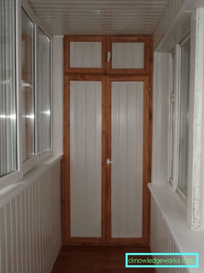 Shkaf_na_balkon