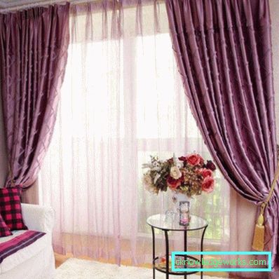 Perdele de liliac pentru camera de zi - fotografie interioară