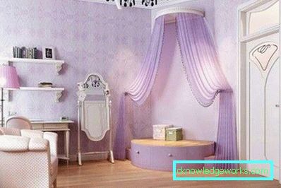 Perdele de liliac pentru camera de zi - fotografie interioară