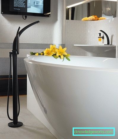 Baterii pentru baie de baie: caracteristici de design, tipuri și design Baterii pentru baie de baie: caracteristici de design, tipuri și design