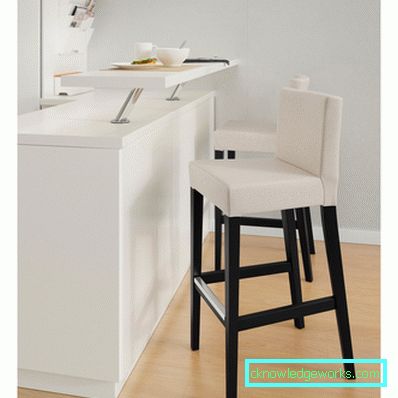 Mobila IKEA pentru bucatarie: mese si scaune Mobila IKEA pentru bucatarie: mese si scaune